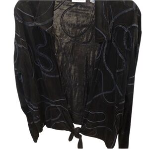 Chico’s Travelers Large navy 2 PC long sleeve tie at waist top matching camisole